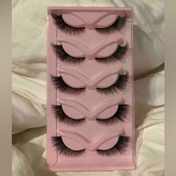 🖤👁️ 5 Pairs Faux Mink Cat Eye Effect Lashes 👁️🖤 Brand New in Packet - Picture 10 of 11